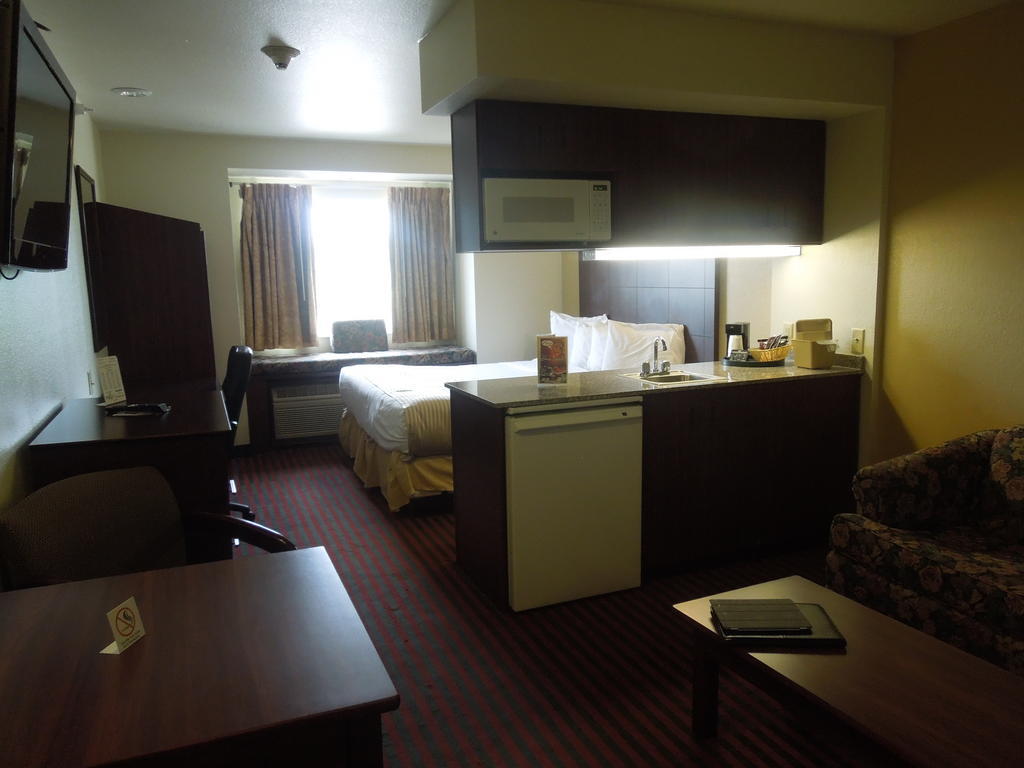 Bridgepointe Inn & Suites Toledo-Perrysburg-Rossford-Oregon-Maumee By Hollywood Casino Northwood Ngoại thất bức ảnh